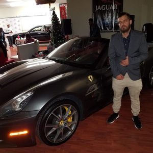 Meet your Posher, Daniel